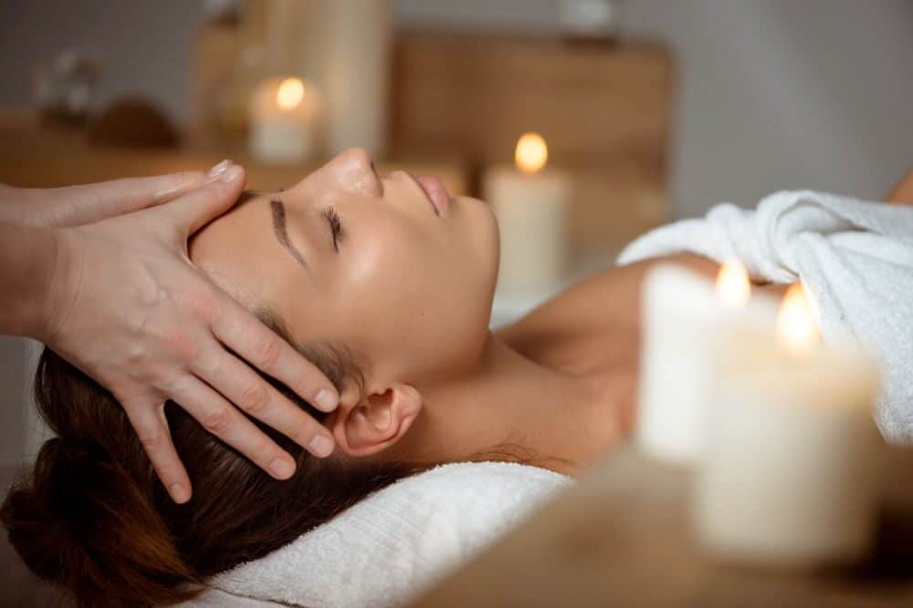 Reflexzonas arcmasszazs tanfolyam 2 1 e1743340149447 1